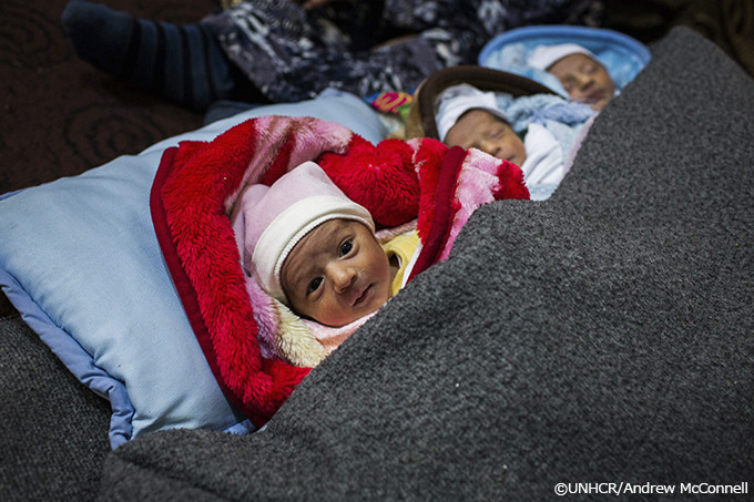 写真：レバノンに住むシリア難民の夫婦のもとに誕生した三つ子の赤ちゃん
